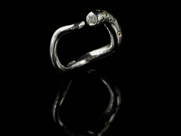 18ct gold, chocolate and white diamonds